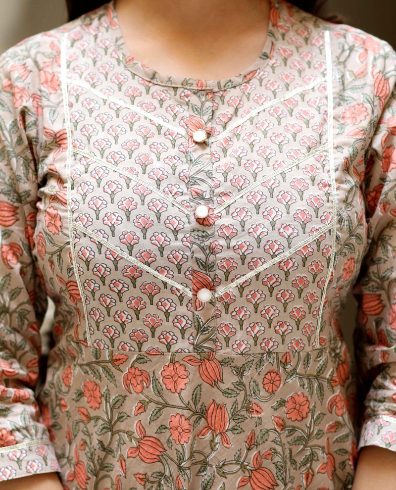 Miravan Floral Printed Anarkali Kurta for Women - Image 3